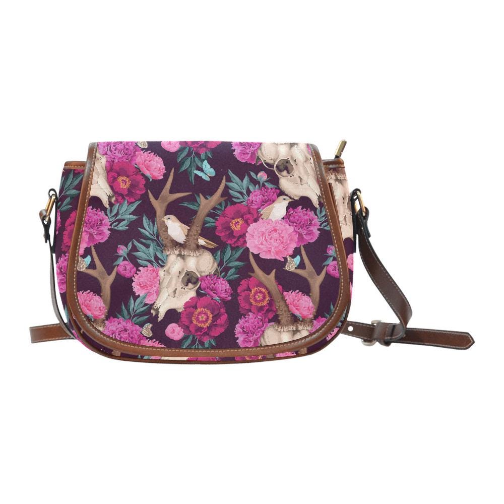 Bolso de montar con rosas y calavera de estilo dark academia – bandolera vintage