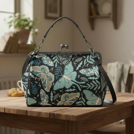Moths and Moon Vintage Kisslock Crossbody-Handtasche – Dark Academia Verstellbarer Riemen