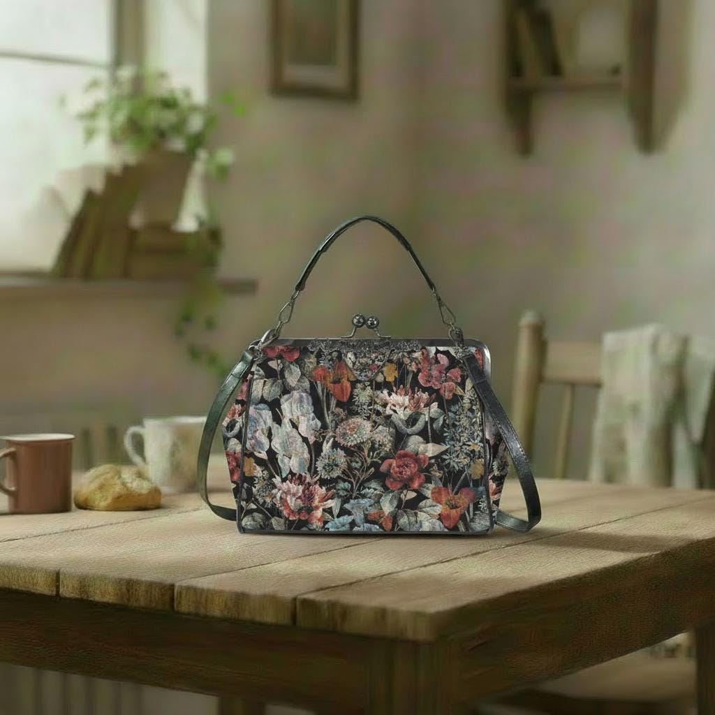 Dark Academia Moody Floral Vintage Kisslock Bag - Victorian Gothic Crossbody