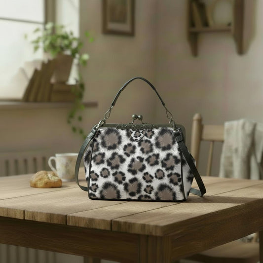 Snow Leopard Kisslock Crossbody Bag – Animal Print Vintage Handbag