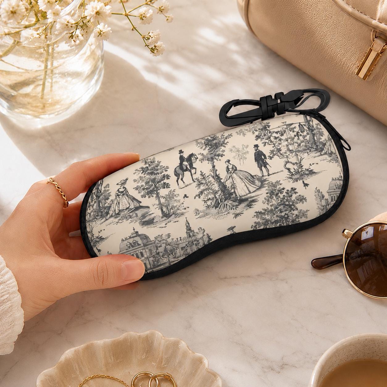 Toile de Jouy Eyeglasses Soft Case – French Vintage Sunglasses Zipper Pouch