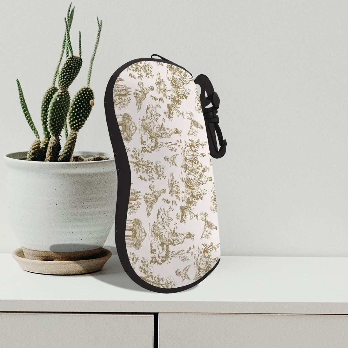 Toile de Jouy Eyeglasses Soft Case – French Vintage Sunglasses Zipper Pouch