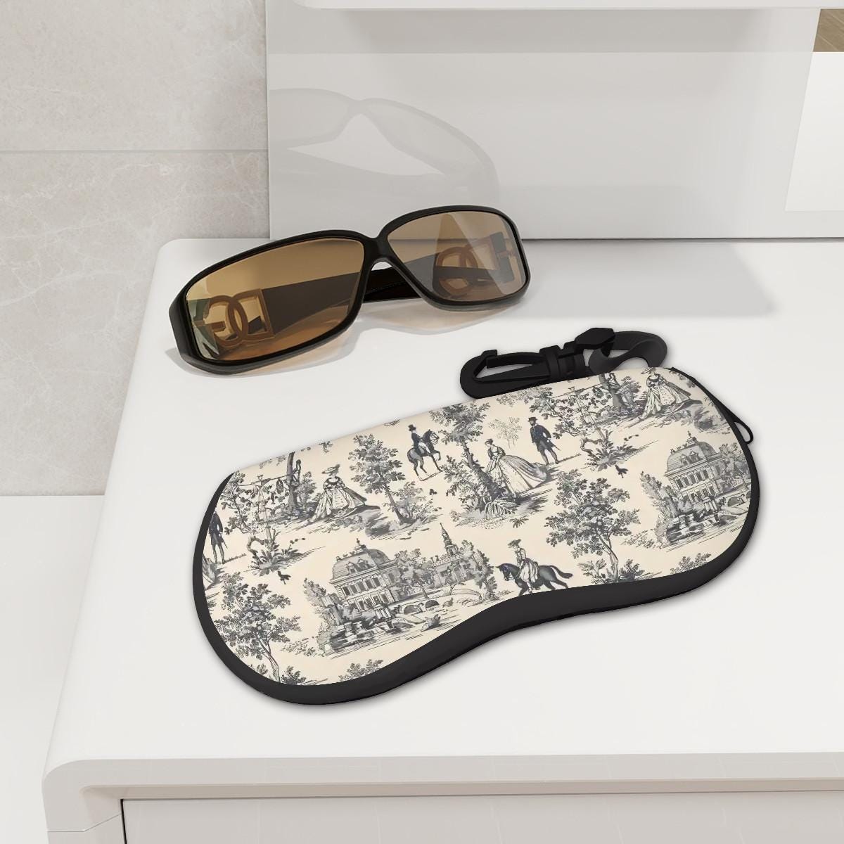Toile de Jouy Eyeglasses Soft Case – French Vintage Sunglasses Zipper Pouch