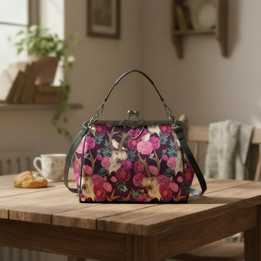 Dark Academia Vintage Kisslock Crossbody Bag – Cottagecore Handbag with Adjustable Strap